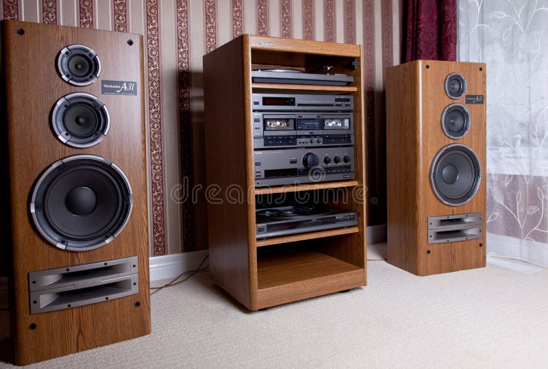 toronto-canada-november-technics-stereo-audio-components-tower-rack-including-speakers-155765557.jpg