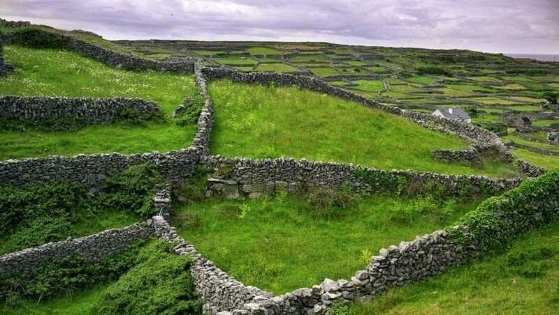 636247592478794612--3-stone-walls-in-western-ireland.jpg
